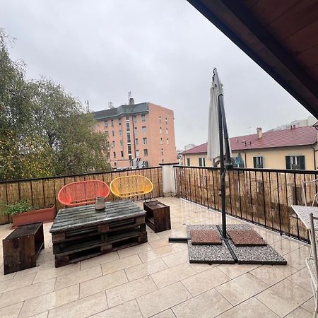 Ferienwohnung Kibilu - Via Orrigoni Centro Citta Varese Exterior foto