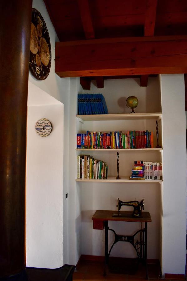 Ferienwohnung Kibilu - Via Orrigoni Centro Citta Varese Exterior foto